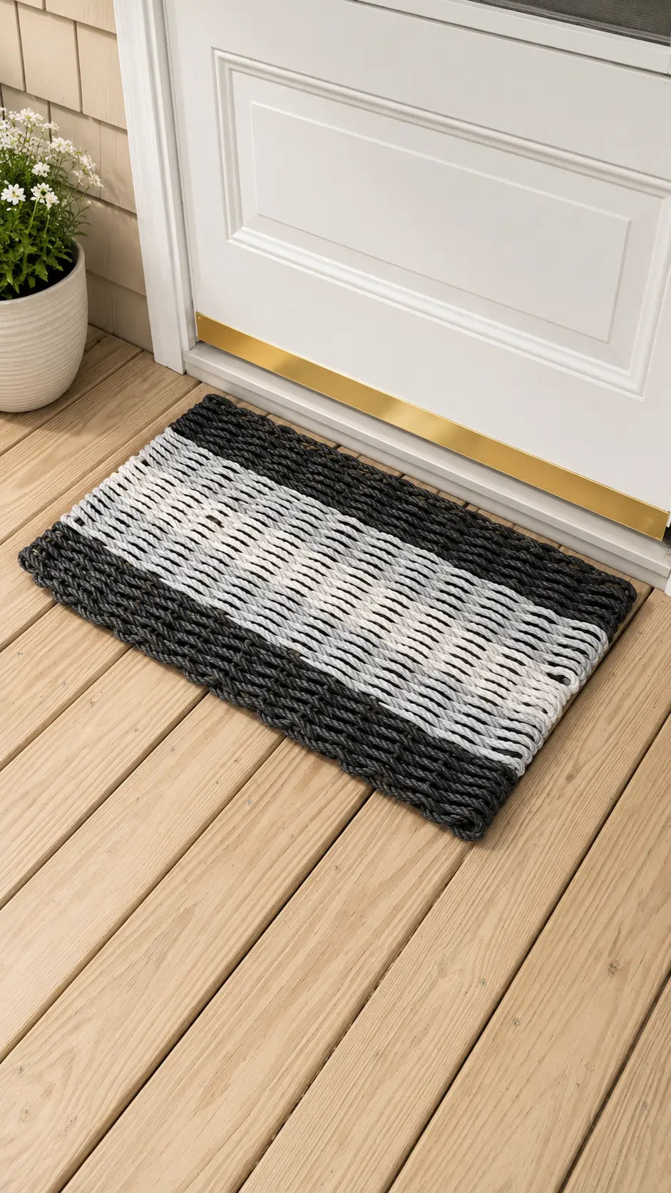 Black, Gray & White 5-Stripe Lobster Rope Doormat