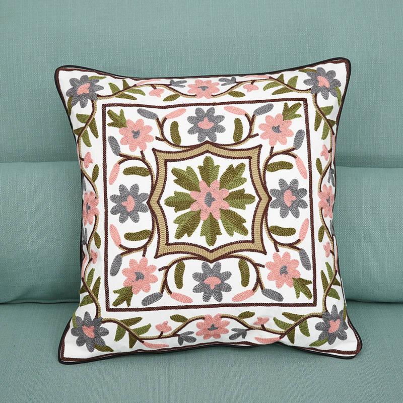 Ethnic Floral Embroidered Pillow Cover Vintage Style Cushion Cover Handmade Cavans Pillow Cases For Sofa Couch Chair Handmade Cotton Cover for Throw Pillows with Beautiful Modern Floral Patterns and Invisible Zipper 45x45cm