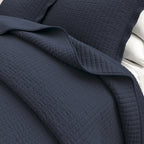 Solid Quilt - Alicia Collection