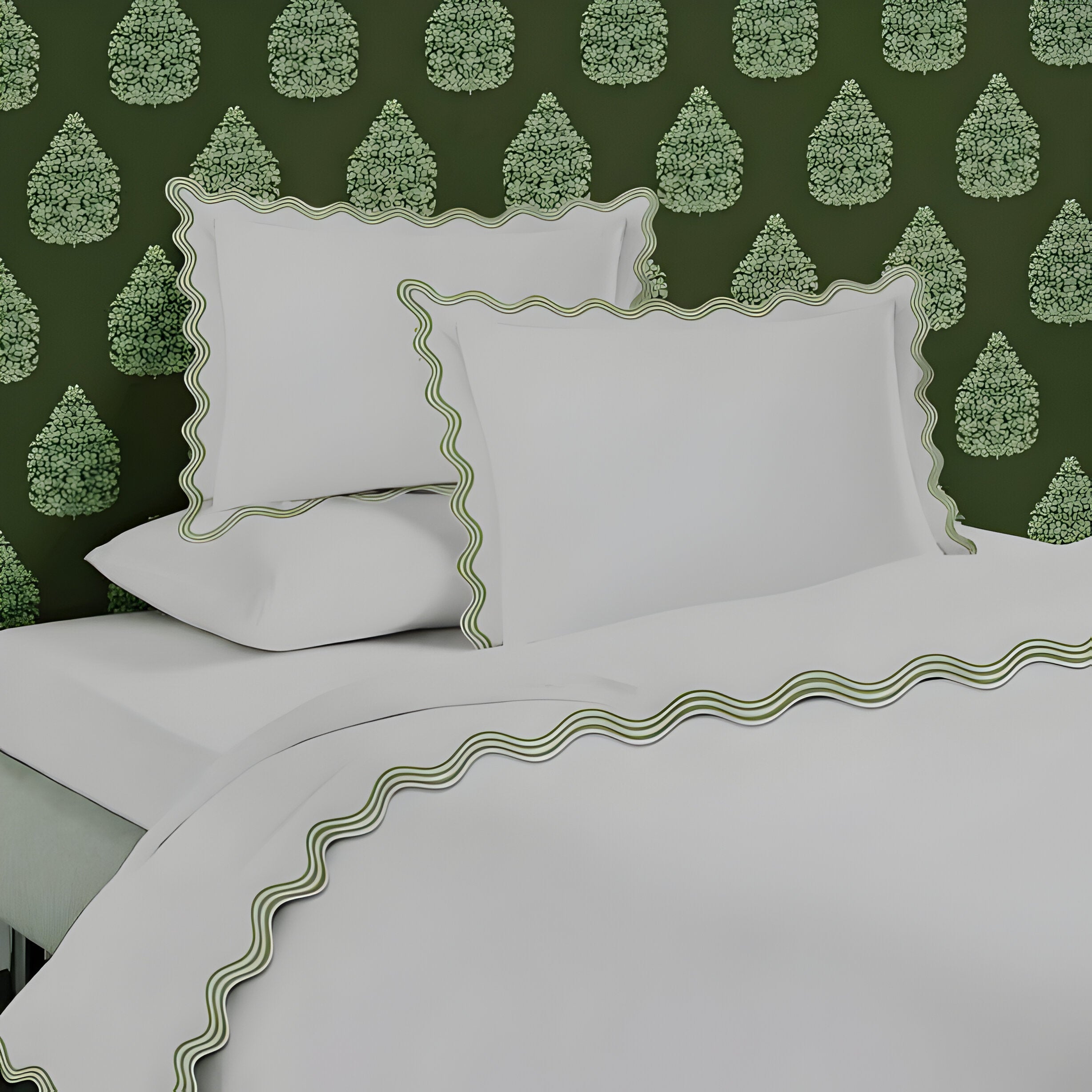 400TC Cotton Sateen Triple Scallop Embroidery Duvet Cover Set